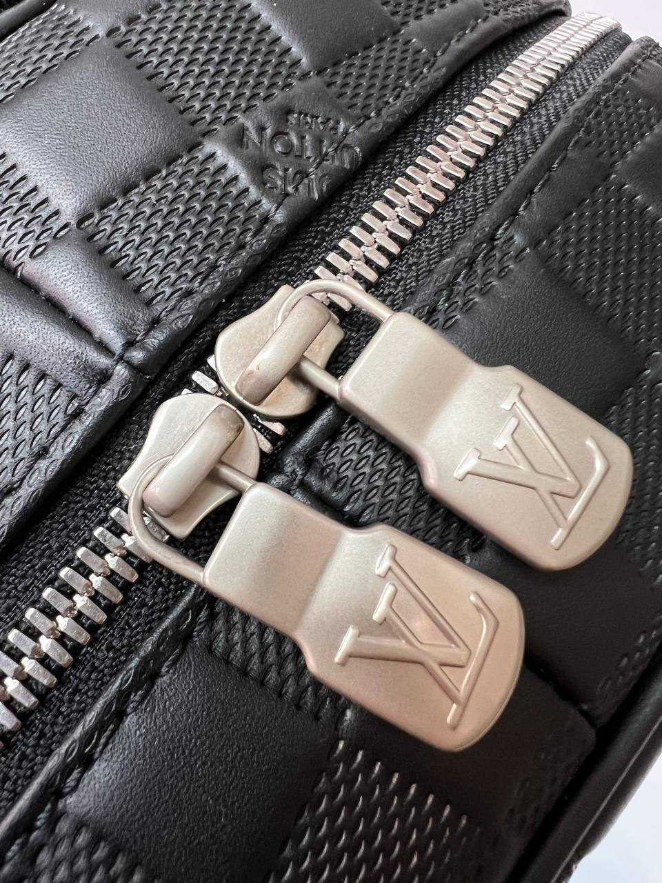 Рюкзак Louis Vuitton Campus из кожи Damier Infini